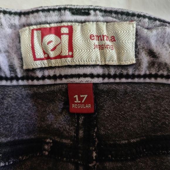 L.e.i. Acid Wash Jeans - Picture 4 of 6